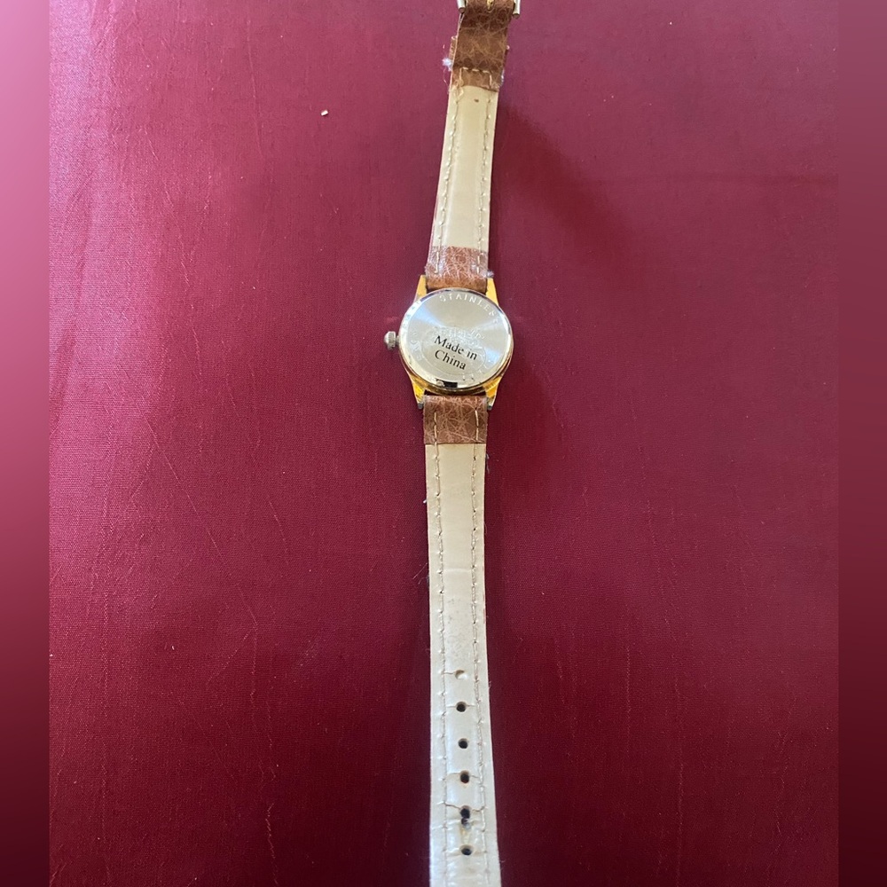 Ladies Watch - Picture 8 of 8